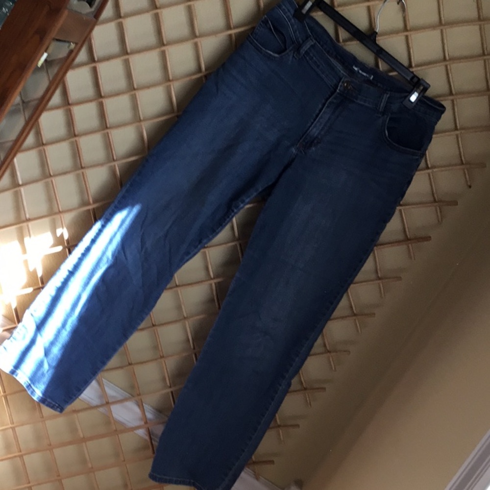 LEE RELAXED FIT JEANS size 8-10 by measurements